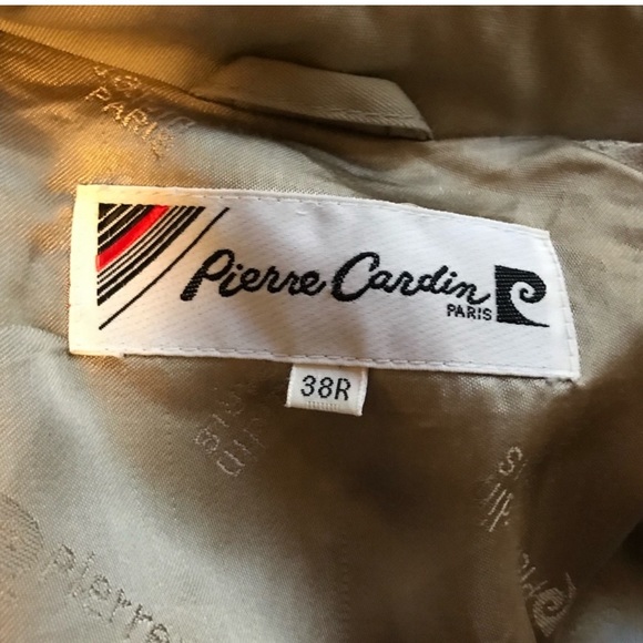Pierre Cardin trench coat! Plaid interior. - Picture 4 of 14